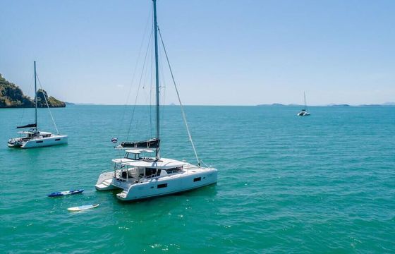 Catamaran LAGOON Lagoon 42 - 4Cab/4Hd 12.94m
