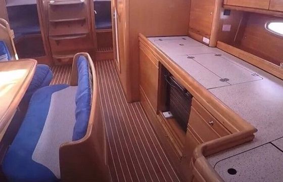 Sailboat Bavaria 39 Cruiser 11m
