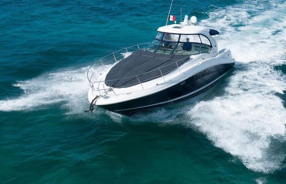 Motorboat Sea Ray 40 760hp