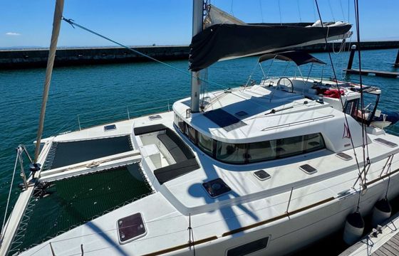 Catamaran Lagoon 45 Premium 15m