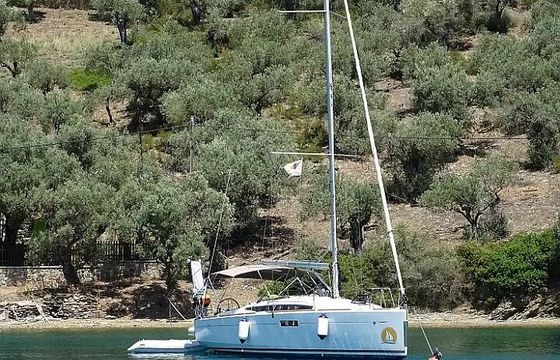 Sailboat JEANNEAU SUN ODYSSEY 349 10.34m