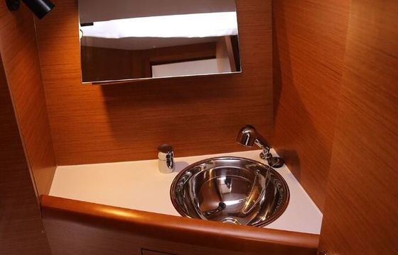 Sailboat JEANNEAU SUN ODYSSEY 349 10.34m