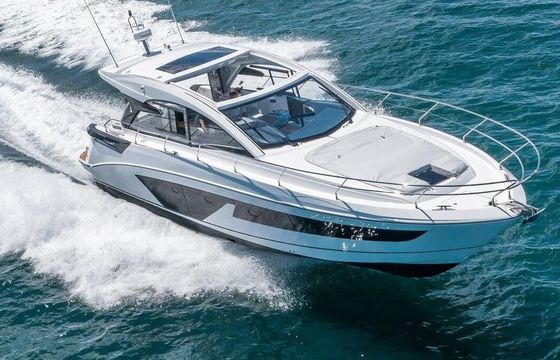 Motor yacht Jeanneau Gran Turismo 45 880hp