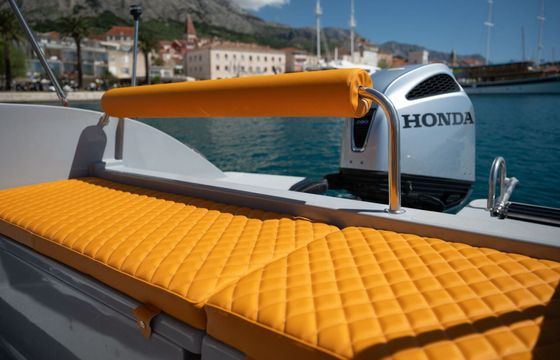 Motorboat Quicksilver 675 200hp