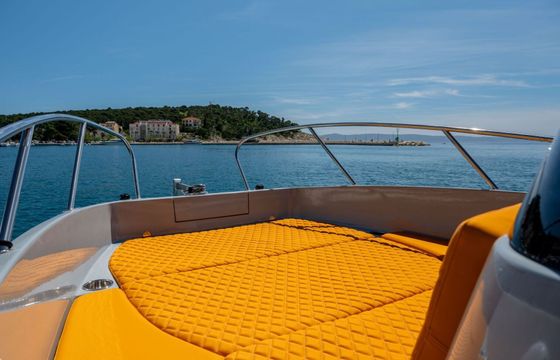Motorboat Quicksilver 675 200hp