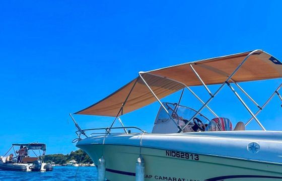 Motorboat Jeanneau Cap Camarat 635 open 140hp