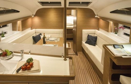 Sailboat Elan Impression 45 13.85m