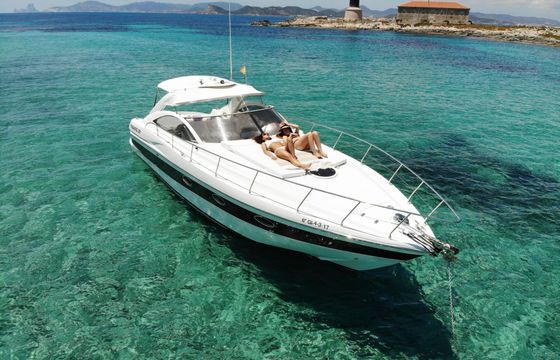 Motorboat Pershing Pershing 37 700hp
