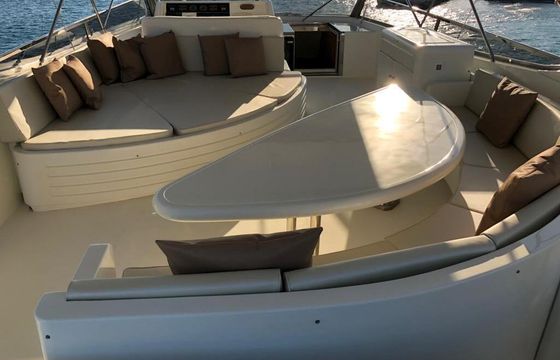 Motor yacht Falcon 86 2840hp