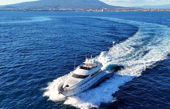 Motor yacht Maiora yacht Maiora 24 s 640hp