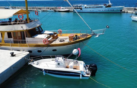 Motorboat Arkos Arkos 647wa 150hp