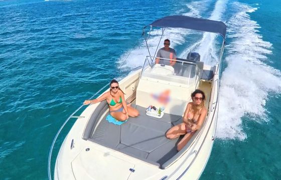 Motorboat Pacific Craft Open 750 225hp