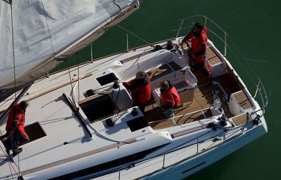 Sailboat JEANNEAU SUN ODYSSEY 439 13.34m