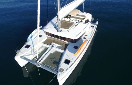 Catamaran Lagoon 450 F Luxury 13.96m