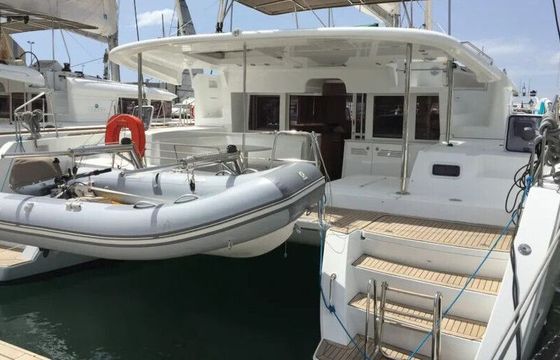 Catamaran Lagoon 450 F Luxury 13.96m