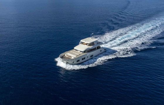 Motor yacht Custom-made 2024 900hp