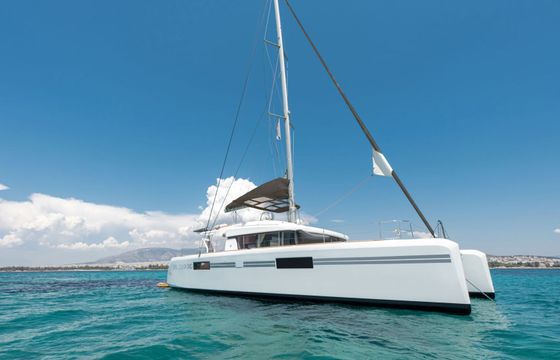 Catamaran Lagoon 52 15.9m