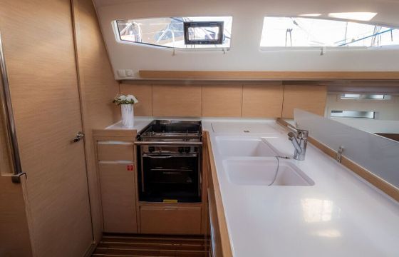 Sailboat ELAN 40 Impression 11.9m