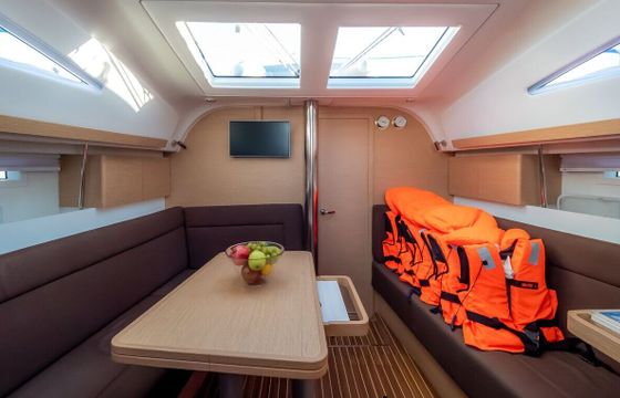 Sailboat ELAN 40 Impression 11.9m