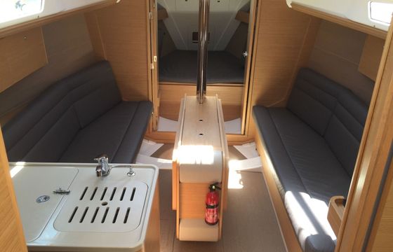 Sailboat DUFOUR 310 dériveur lesté "Colibri" 9.7m