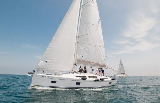 Sailboat Hanse Yachts Hanse 388 11m