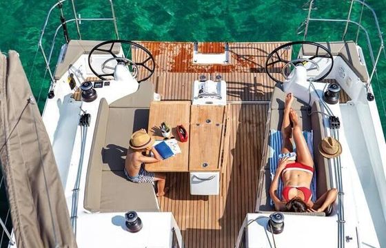 Sailboat Jeanneau Sun Odyssey 410 12m