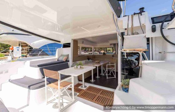 Catamaran Lagoon-Bénéteau Lagoon 38 - 4 cab. 13m