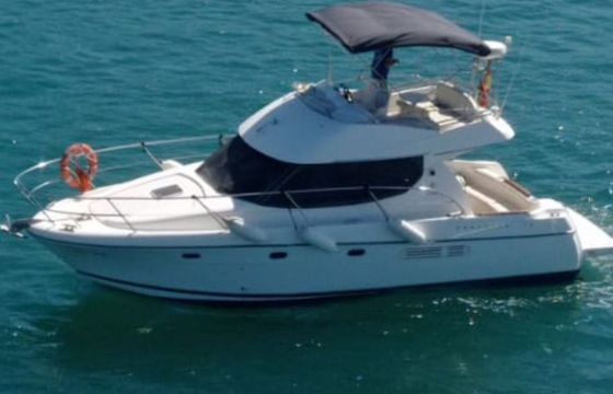 Motorboat Jeanneau Prestige 32 521hp