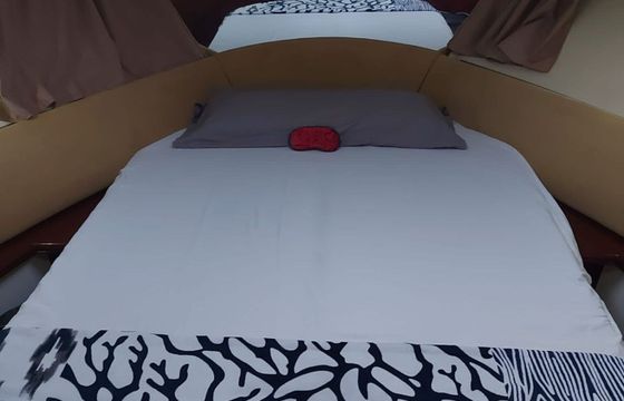 Motorboat Jeanneau Prestige 32 521hp