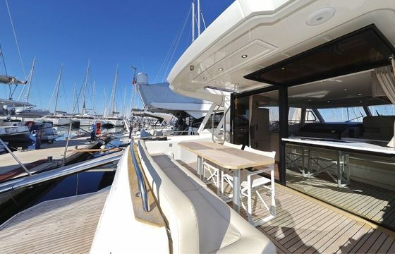 Motorboat Greenline  48 Fly