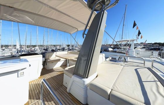 Motorboat Greenline  48 Fly