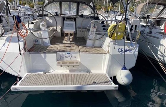 Sailboat Bavaria Yachtbau Bavaria C42 12m