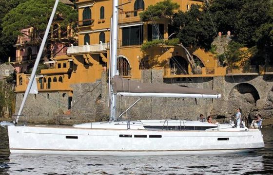 Sailboat Jeanneau sun odyssey 519 16m