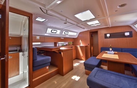 Sailboat BAVARIA CRUISER 51 15.59m