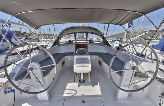 Sailboat BAVARIA CRUISER 51 15.59m