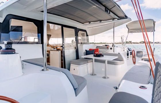 Catamaran Excess 11 11m