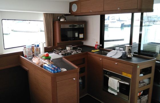 Catamaran LAGOON Lagoon 42 - Premium A/C 12.8m