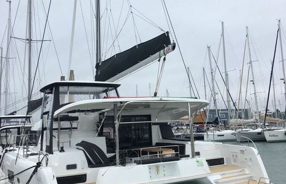 Catamaran LAGOON Lagoon 42 - Premium A/C 12.8m