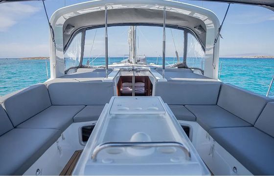 Sailboat Bénéteau Oceanis 51.1 - 5 + 1 cab. 15.94m