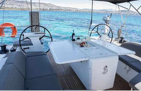 Sailboat Bénéteau Oceanis 51.1 - 5 + 1 cab. 15.94m