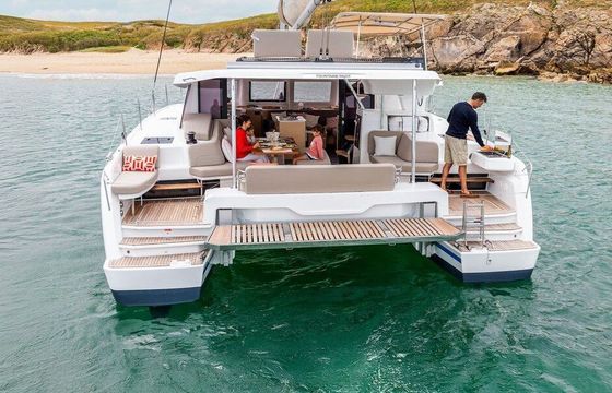 Catamaran Fountaine Pajot Fountaine Pajot New 41 Quatuor 3 12m
