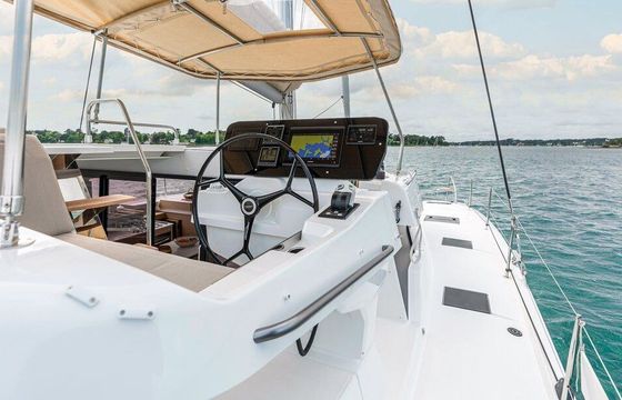 Catamaran Fountaine Pajot Fountaine Pajot New 41 Quatuor 3 12m