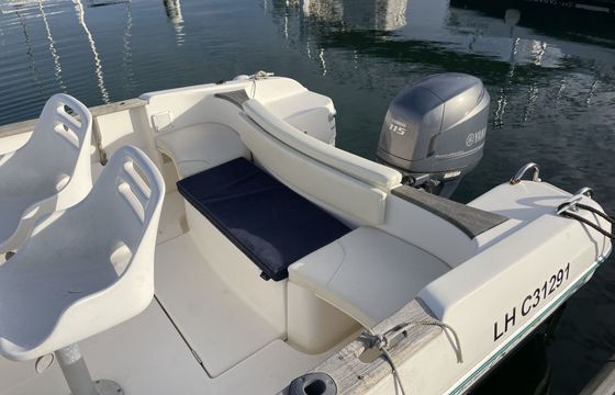 Motorboat Jeanneau Cap Camarat 6.25 115hp