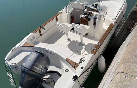 Motorboat Jeanneau Cap Camarat 6.25 115hp