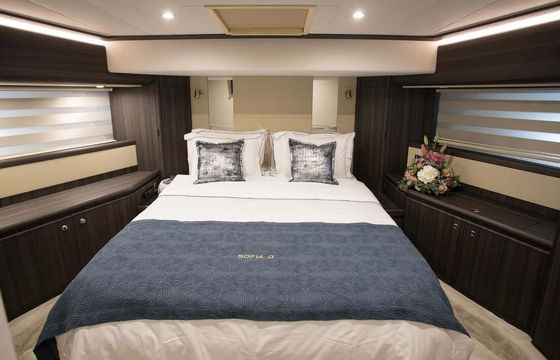 Motor yacht Ferretti FERRETI 78 1500hp
