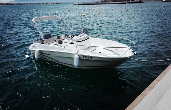 Motorboat JEANNEAU Cap Camarat 5.5 Cc 115hp