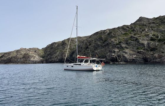 Sailboat Beneteau Oceanis 38.1 11.8m