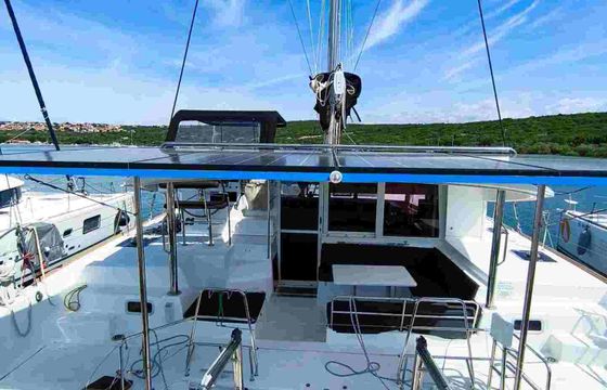 Catamaran Lagoon-Bénéteau Lagoon 400 S2 - 4 + 2 cab. 11m