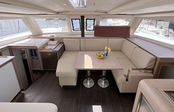Catamaran Fountaine Pajot Fountaine Pajot Isla 40 - 4 + 1 cab. 11m