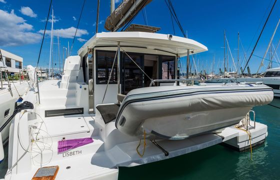 Catamaran Catana Bali 4.2 - 4 + 1 cab. 12.85m